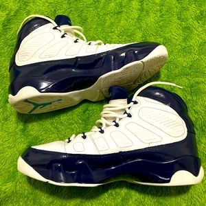 Jordan 9 ‘ University Blue ‘ size 13 🔥🔥🔥✅